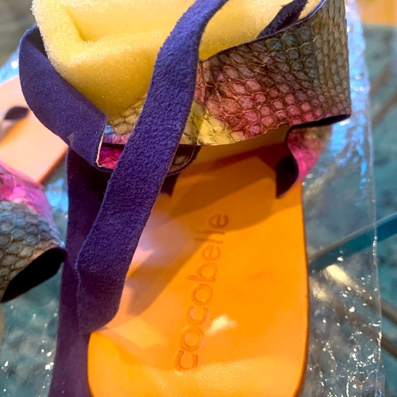 ✨Cocobelle✨ Multicolor Snake Thong W/Tie Strap Sandal - Picture 8 of 15